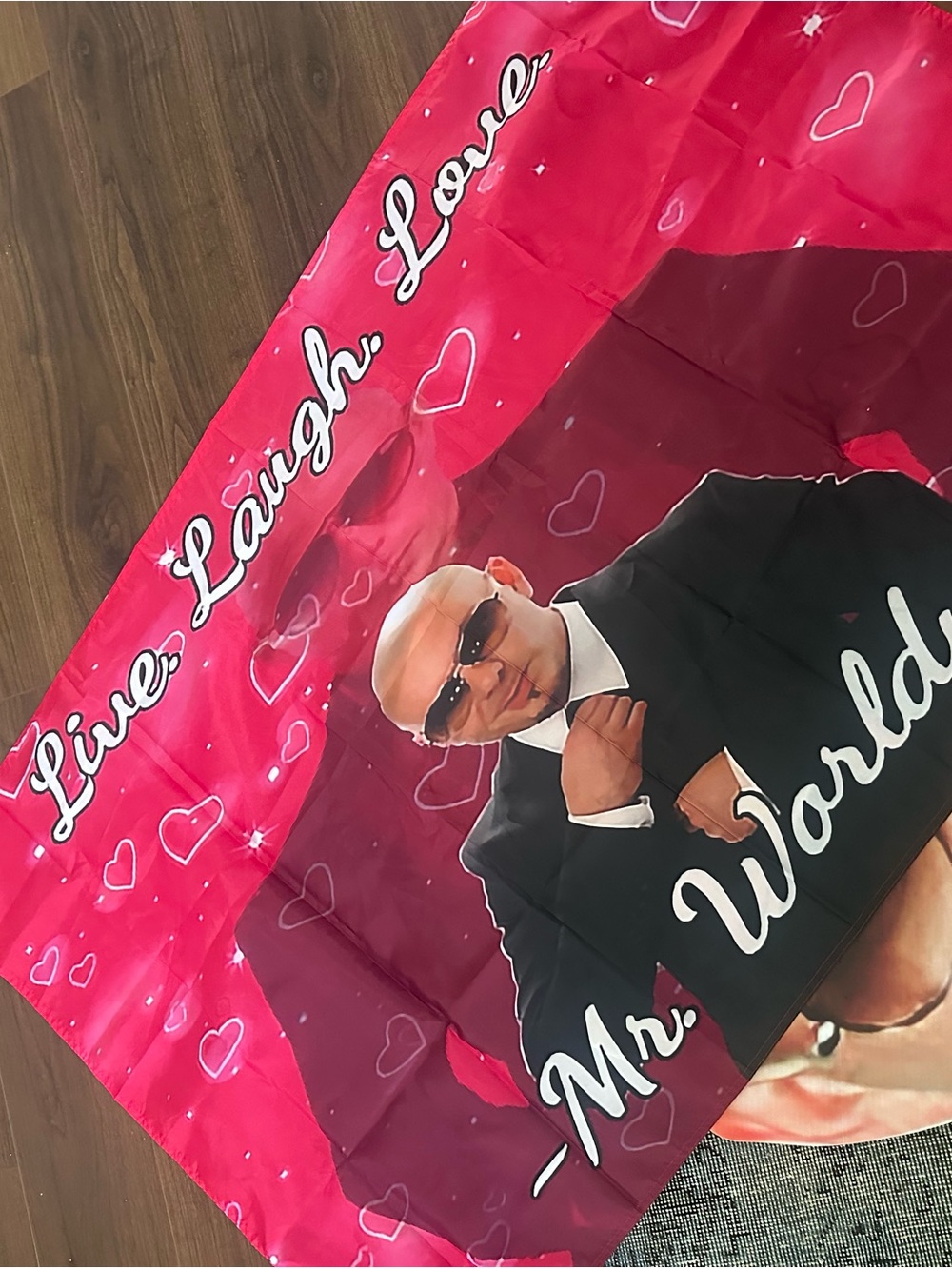 Pitbull bald cap, flag, and custom fathead set